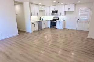 8042 S 25th St, Phoenix, AZ 85042 - Photo 6