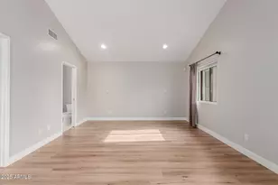 5001 E Mitchell Dr, Phoenix, AZ 85018 - Photo 18