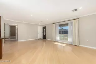 9219 W Indian Hills Dr, Sun City, AZ 85351 - Photo 10