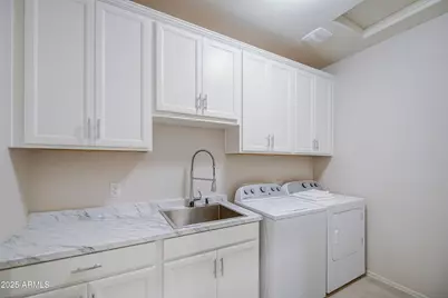 7688 W Cactus Wren Way, Florence, AZ 85132 - Photo 6