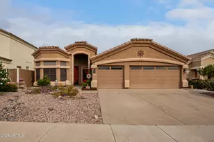 1320 E Cottonwood Ln, Phoenix, AZ 85048 - Photo 4
