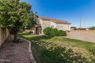 390 S Elm Ct, Gilbert, AZ 85296 - Photo 36