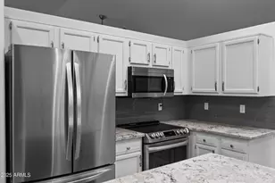 844 E San Remo Ave, Gilbert, AZ 85234 - Photo 14