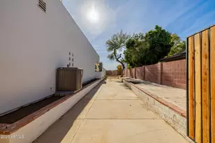 8451 W Daley Ln, Peoria, AZ 85383 - Photo 44