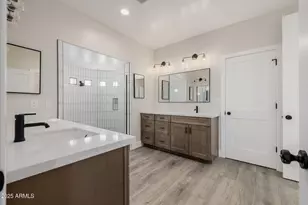 8451 W Daley Ln, Peoria, AZ 85383 - Photo 32