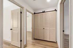 2910 W Anderson Dr, Phoenix, AZ 85053 - Photo 60