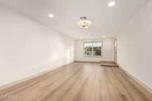 2910 W Anderson Dr, Phoenix, AZ 85053 - Photo 26