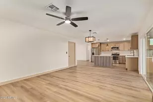 2910 W Anderson Dr, Phoenix, AZ 85053 - Photo 34