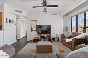 20660 N 40th St, Phoenix, AZ 85050 - Photo 4