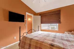 10408 W Burnett Rd, Peoria, AZ 85382 - Photo 20