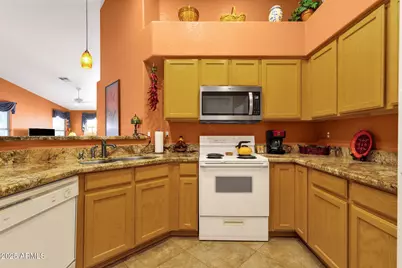 10408 W Burnett Road, Peoria, AZ 85382 - Photo 18