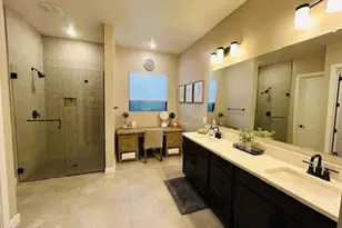 8025 W Nicolet Ave, Glendale, AZ 85303 - Photo 20