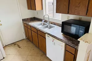 4044 E Carson Rd, Phoenix, AZ 85042 - Photo 10