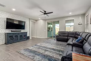 9826 E Radioactive Dr, Mesa, AZ 85212 - Photo 6