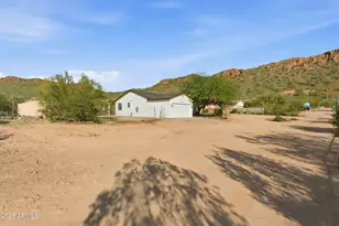 42805 N 7th St, New River, AZ 85087 - Photo 2