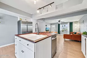 3338 W Corrine Dr, Phoenix, AZ 85029 - Photo 12