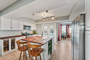 3338 W Corrine Dr, Phoenix, AZ 85029 - Photo 10