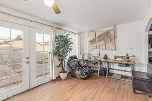 6718 W Catalina Dr, Phoenix, AZ 85033 - Photo 14