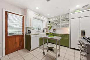 2343 E Earll Dr, Phoenix, AZ 85016 - Photo 30