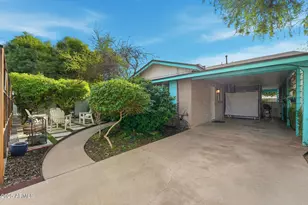 2343 E Earll Dr, Phoenix, AZ 85016 - Photo 2