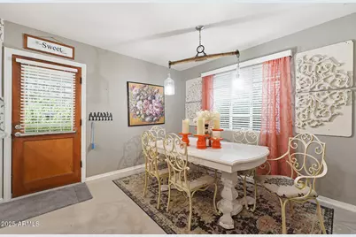 2343 E Earll Drive, Phoenix, AZ 85016 - Photo 12