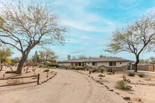 5911 E Peak View Rd, Cave Creek, AZ 85331 - Photo 4