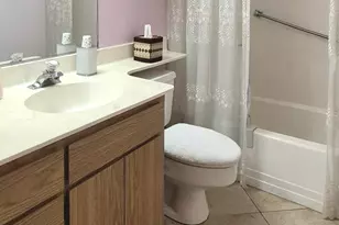 10618 W Caron Dr, Sun City, AZ 85351 - Photo 16