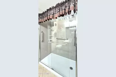 10618 W Caron Drive, Sun City, AZ 85351 - Photo 20