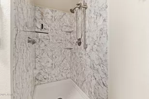 520 S Greenfield Rd, Mesa, AZ 85206 - Photo 16