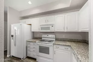 420 W 1st St, Tempe, AZ 85281 - Photo 14