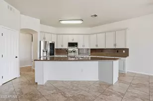 1151 S Sandstone St, Gilbert, AZ 85296 - Photo 4