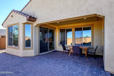26042 W Kristal Way, Buckeye, AZ 85396 - Photo 32