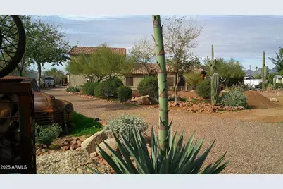 1502 S Prospectors Road, Apache Junction, AZ 85119 - Photo 2