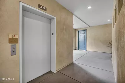 17850 N 68th Street #2063, Phoenix, AZ 85054 - Photo 4