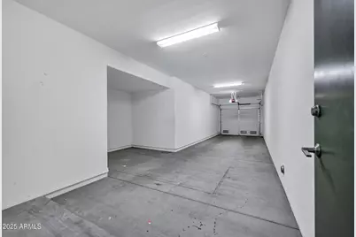 17850 N 68th Street #2063, Phoenix, AZ 85054 - Photo 36