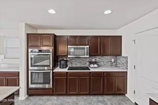 12026 W Range Mule Dr, Peoria, AZ 85383 - Photo 16