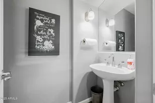 6816 S Pinehurst Dr, Gilbert, AZ 85298 - Photo 22