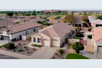 6816 S Pinehurst Drive, Gilbert, AZ 85298 - Photo 1