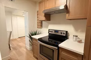 237 S 7th St, Avondale, AZ 85323 - Photo 6