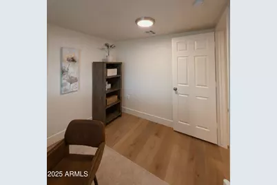 237 S 7th Street, Avondale, AZ 85323 - Photo 10