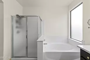 14089 W Charter Oak Rd, Surprise, AZ 85379 - Photo 30