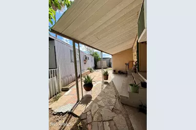 5207 N Black Canyon Highway #18, Phoenix, AZ 85015 - Photo 14