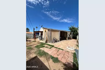 5207 N Black Canyon Highway #18, Phoenix, AZ 85015 - Photo 12