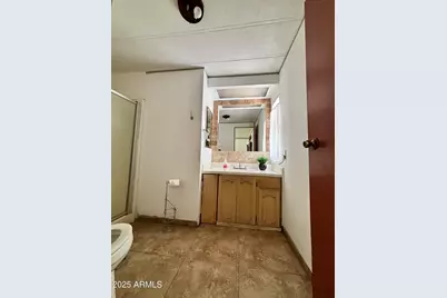 5207 N Black Canyon Highway #18, Phoenix, AZ 85015 - Photo 8