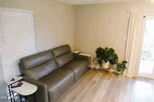 9238 N 47th Dr N, Glendale, AZ 85302 - Photo 12