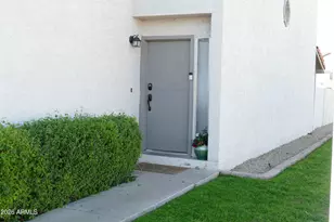 9238 N 47th Dr N, Glendale, AZ 85302 - Photo 4