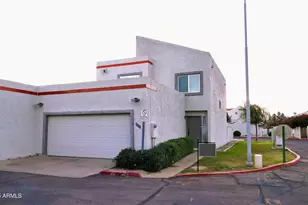 9238 N 47th Dr N, Glendale, AZ 85302 - Photo 1