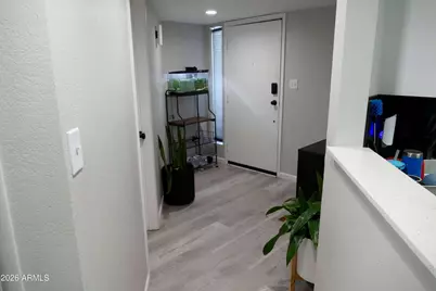 9238 N 47th Drive N, Glendale, AZ 85302 - Photo 8