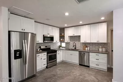 4020 N 33rd Street, Phoenix, AZ 85018 - Photo 14