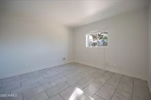 3072 E Cannon Dr, Phoenix, AZ 85028 - Photo 28